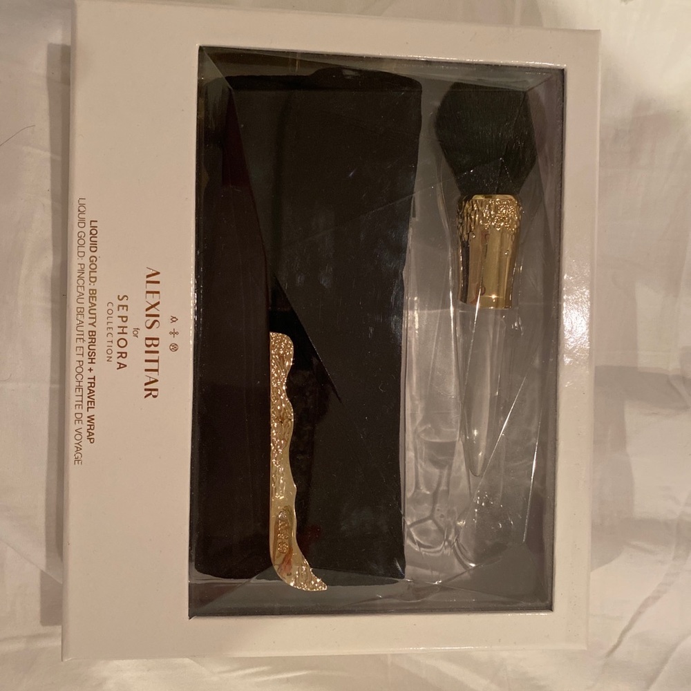 Alexis Bittar x Sephora brush